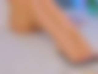 Kira's Live Sex Cam Show