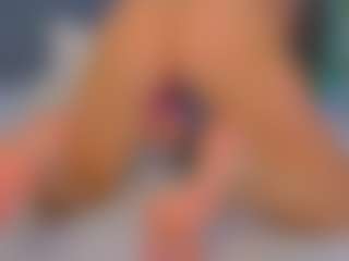 Kira's Live Sex Cam Show