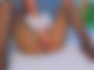 Kira's Live Sex Cam Show