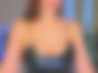 Kira's Live Sex Cam Show