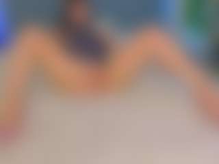 Kira's Live Sex Cam Show