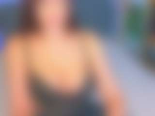 Kira's Live Sex Cam Show