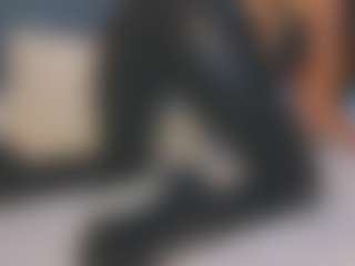Kira's Live Sex Cam Show