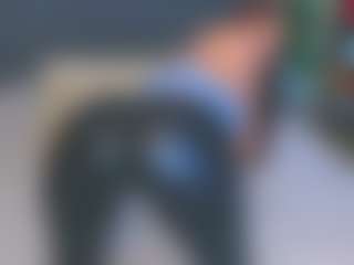 Kira's Live Sex Cam Show