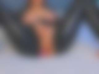 Show de câmera ao vivo com Kira - Butt Plug no Camsoda
