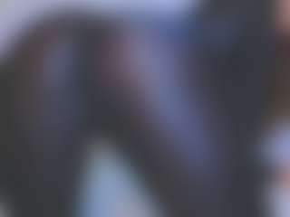 Live cam show with Kira - Fingering on Dolls Live