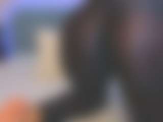Live cam show with Kira - Blowjob Brown Hair on liverealitysex.com
