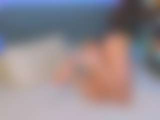 Kira's Live Sex Cam Show