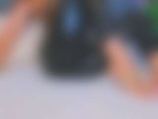 Kira's Live Sex Cam Show