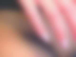 Live-Cam-Show mit Kira - Athletic auf Camsoda