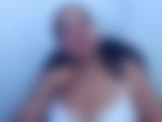 Live cam show with menfismuller - Spy Granny on Camiplay Live