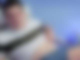 Live cam show with Basystem8 - Chubby on friskycurves.com
