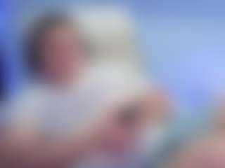 Live-Cam-Show mit Basystem8 - Brown Eyes auf Camsoda