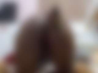 sexyamira's Live Sex Cam Show
