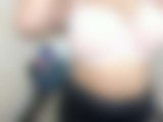 Live cam show with INDIANGREY4U - Fingering on Gym Cam Girls