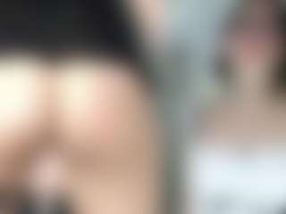 levanaaa's Live Sex Cam Show