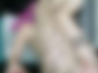 Live cam show with levanaaa - Living Room on AdultVida.com