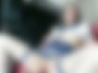 Live cam show with levanaaa - Living Room on CamClone