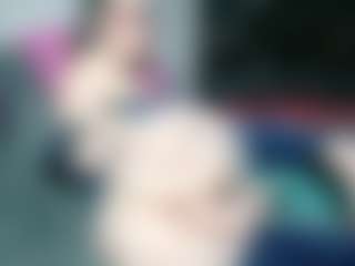 levanaaa's Live Sex Cam Show