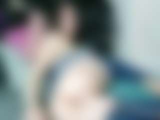 Spettacolo in cam dal vivo con levanaaa - Public su Camsoda