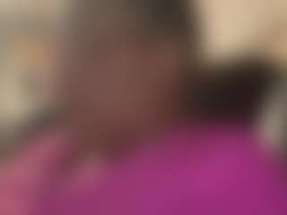 Live cam show with peachesstarr20 - Smoking on Camsoda