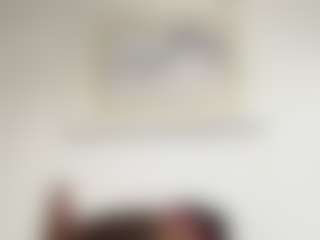 Live cam show with peachesstarr20 - Bedroom Black on Soda Cam