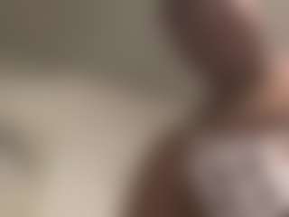 Live cam show with peachesstarr20 - Thick on Strip Flash - Live Sex Shows