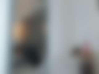 Live cam show with Shofia - Shaved Pussy Lovense on eurowanks.com