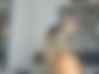Live cam show with Shofia - Gamer Athletic on hrnylive.com