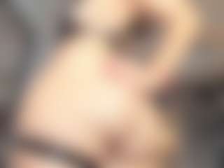 Live cam show with Shofia - Blonde Hair HD on CamClone