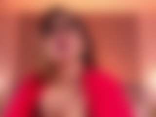 Valerynova MILF webcam performer live streaming