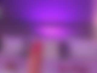 Valerynova MILF webcam performer live streaming