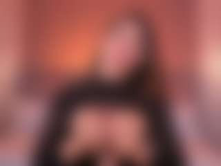 Live cam show with Valerynova - Blonde Hair Curvy on madthumbs