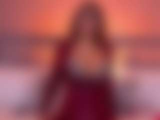 Valerynova MILF webcam performer live streaming