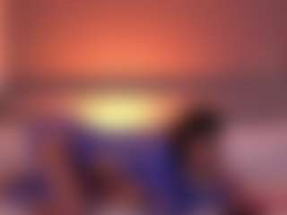 Live cam show with Valerynova - Bedroom on xxxlivecams.org