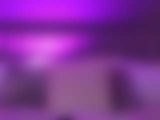 Live cam show with Valerynova - Blonde Hair Curvy on Camiplay Live