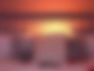 Live cam show with Valerynova - Bedroom MILF on sexylive.show