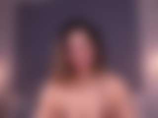 Live cam show with Valerynova - Fingers on intimatelivegirls.com