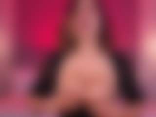 Live cam show with Valerynova - Blonde Hair on live18s.com