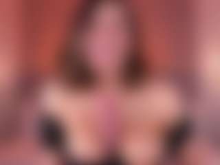 Spettacolo in cam dal vivo con Valerynova - Handjob su Camsoda
