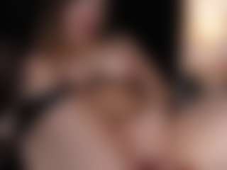 Live cam show with Cheryl Blake - Curvy on milfzrlive.com