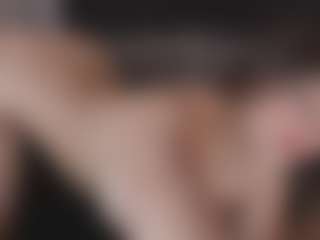 Live cam show with Cheryl Blake - Blonde Hair Shaved Pussy on fapnchat