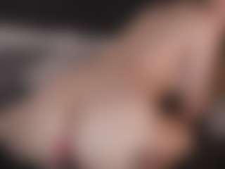 Live cam show with Cheryl Blake - Brown Eyes Toys on Gym Cam Girls
