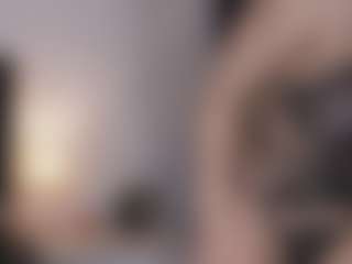 Live cam show with Cheryl Blake - Blonde Hair on xDating