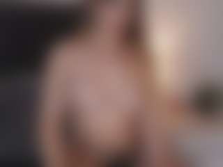 Live cam show with Cheryl Blake - BBW Teen (18+) on Camsoda
