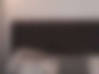 Live cam show with Cheryl Blake - Squirt Young Adult on AdultVida.com