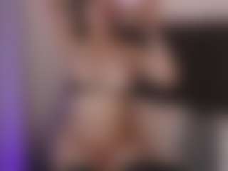 Cheryl Blake's Live Sex Cam Show