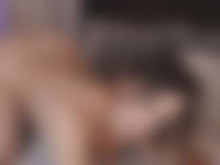 Live cam show with Cheryl Blake - Shaved Pussy on Camsoda
