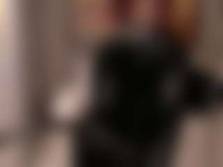 Live cam show with Jade Evans - Facial on crypto-cams