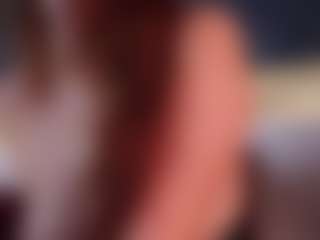 Live cam show with Aylin Millerxs - Striptease on hotwifechat.live